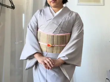 I Want to Learn Kimono, but There’s No Teacher Near Me